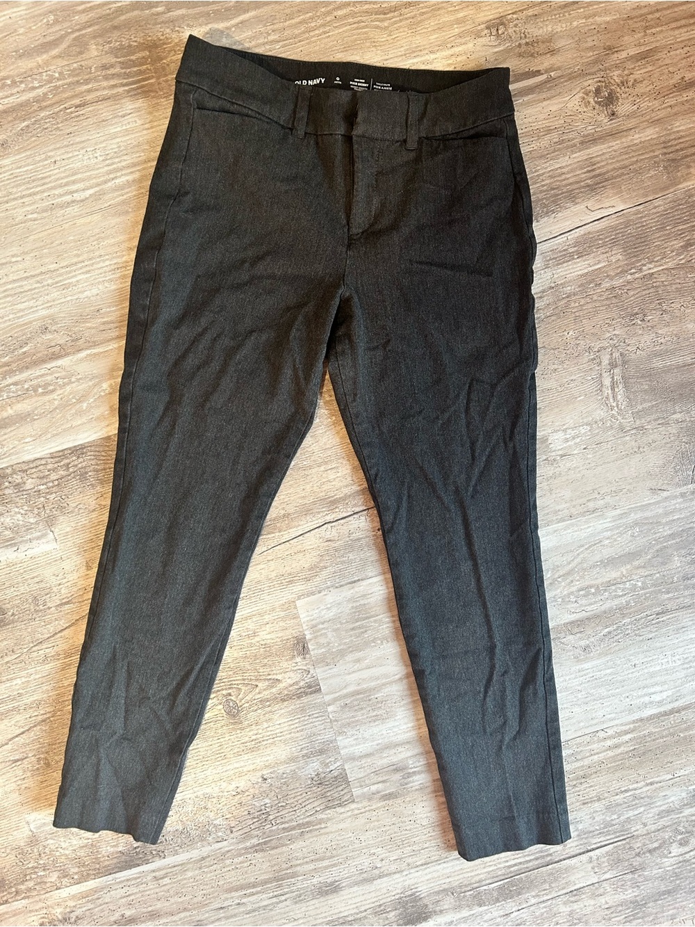 Old Navy Women's High-Rise Petite Skinny Pixie Pants